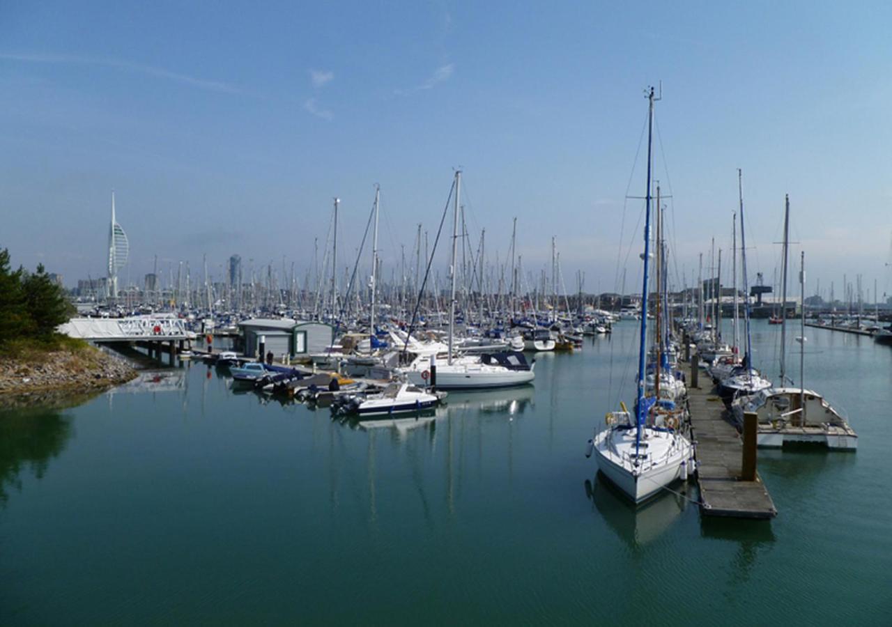 The Gallery Gosport Exterior foto